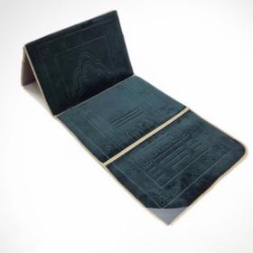 Tapis de Prière Sultan Pliable avec Dossier – سجادة صلاة سلطان قابلة للطي مع مسند ظهر